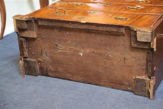 A George I featherbanded walnut bachelors chest, W.2ft 4in. D.1ft 1in. H.2ft 3in.